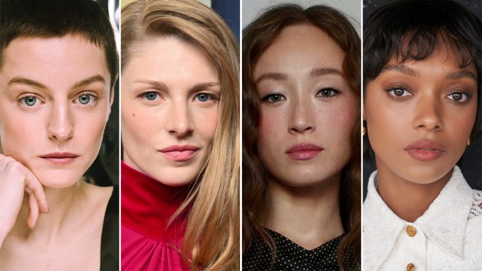 Retratos lado a lado de Emma Corrin, Hunter Schafer, Havana Rose Liu y Sophie Wilde, el cuarteto confirmado de la película de A24