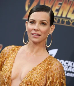 Criadores de ‘Lost’ pedem desculpas a Evangeline Lilly