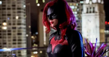 Criadora de ‘Batwoman’ revela que personagem principal não será substituida