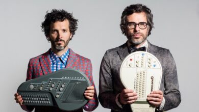 Flight of the Conchords se reúne após 8 anos em festival da Netflix Flight of the Conchords se reúne após 8 anos em festival da Netflix