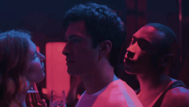 Fenômeno 'Heated Rivalry' inspira noites temáticas esgotadas em clubes Fenômeno 'Heated Rivalry' inspira noites temáticas esgotadas em clubes