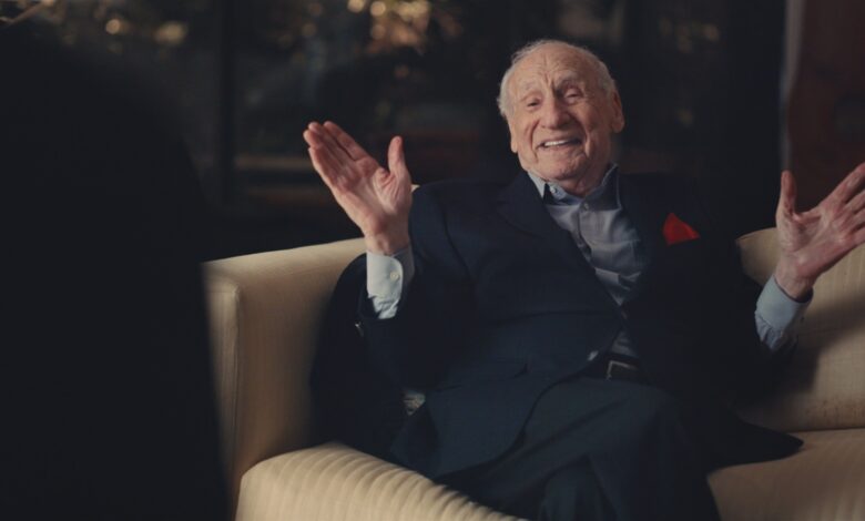Documentário de Judd Apatow celebra Mel Brooks aos 99 anos na HBO Documentário de Judd Apatow celebra Mel Brooks aos 99 anos na HBO