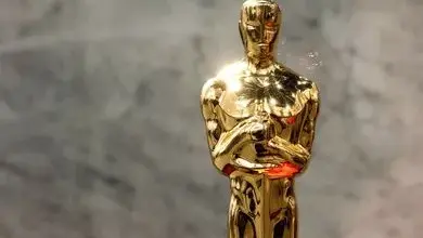 Oscar Statue